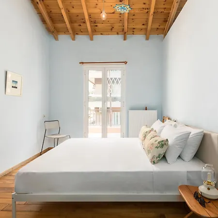 Butterfly By Halu!, Colourful House In The Center Apartment